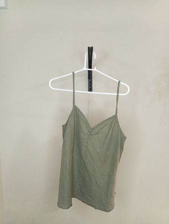 Grüne Camisole