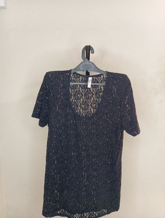 Dunkelbluse Spitzen-V-Ausschnitt-Top