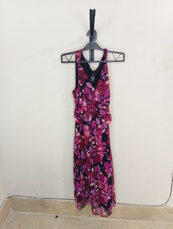 New York & Company Blumendruckkleid