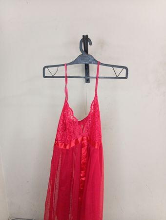 Roter Spitzen-Babydoll