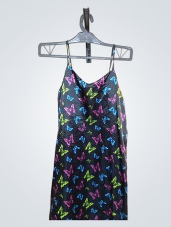 Schwarzes Slipkleid mit Schmetterlingsdruck