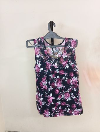Just Divine Floral Lace Top