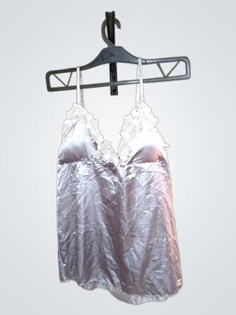 Satin-Top mit Spitzenbesatz