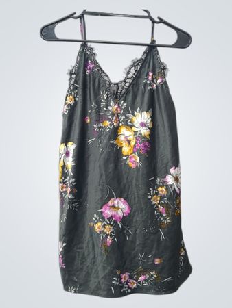 Midnight Bakery Spitzen-Negligé mit Blumenmuster und Spitzenbesatz