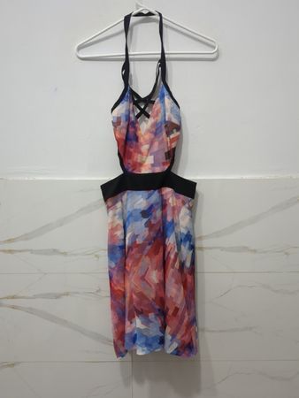 Robe à découpes Bebe Halter
