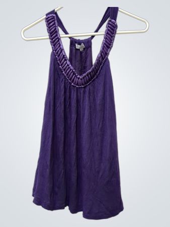 Charlotte Russe lila Trägershirt