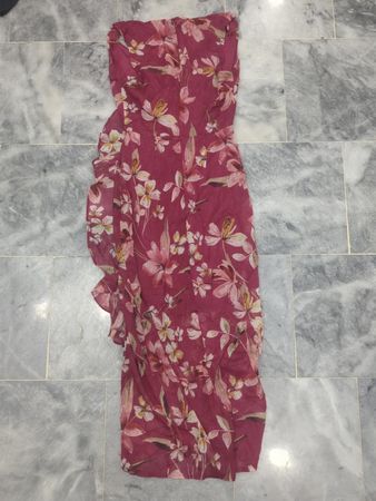 Alea B. Damenkleid mit Blumenmuster