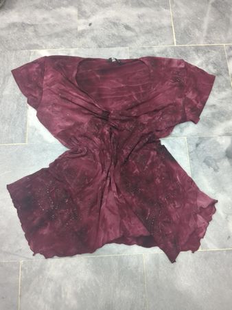 MARIPOSA Damen V-Ausschnitt gerafftes Tunika-Top