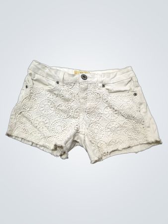 Mudd White Lace Denim-Shorts