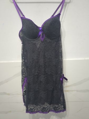 Schwarz-lila Spitze-Babydoll