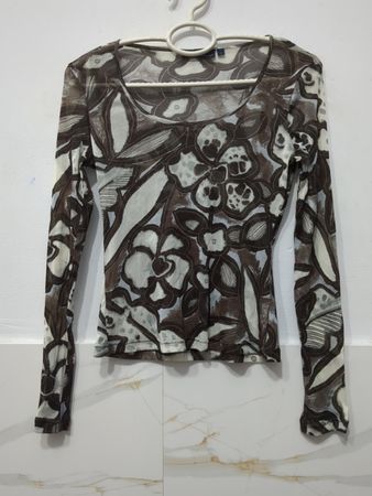 Kapalua Damen-Longsleeve mit floralem Druck
