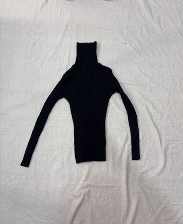 Love By Design schwarzer, gerippter Rollkragenpullover