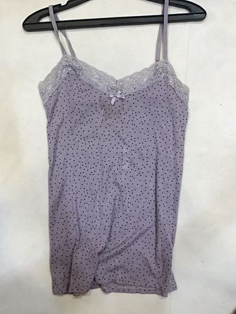 Camisola Feminina Roxa de Bolinhas