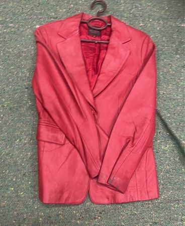 Shascha Classic Red Blazer