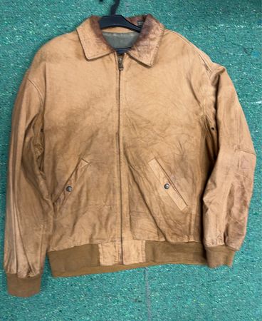 Veste en cuir marron