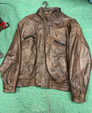 Giubotto in pelle marrone Paolo Negrato