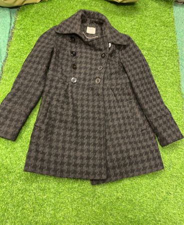 Yessica Gray Houndstooth Coat