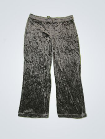 Sudaderas negras de terciopelo de Juicy Couture