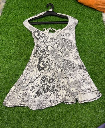 Robe à motifs floraux