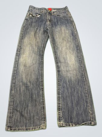 Request Jeans