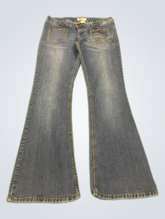 So Jeans