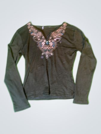 Blouse à manches longues brodée à col en V