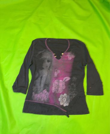 Printed V-Neck Long-Sleeve Top