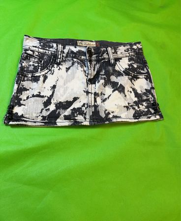 Fishbone Denim Skirt