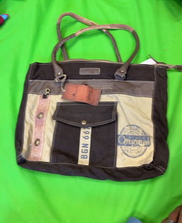 Travelteli Tote Bag