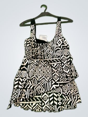 Black and White Patterned Tank Top