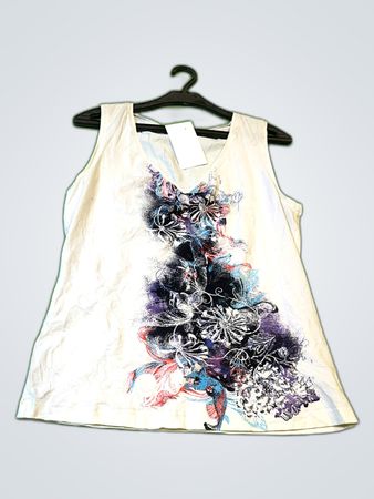 G.W. Graphic Floral Tank Top