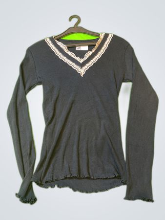 Gray Long-Sleeve Top with Lace Trim