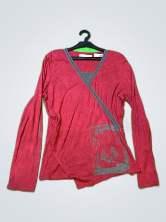 Jacqueline Niu Red Printed Long Sleeve Blouse