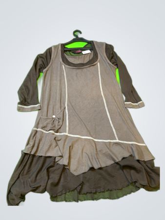 Multiflops Long Sleeve Layered Midi Dress