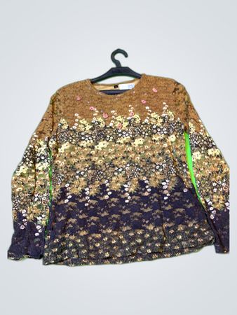 Blouse with Floral Pattern