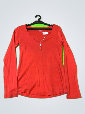 Camaïeu Red Long-Sleeve V-Neck Blouse