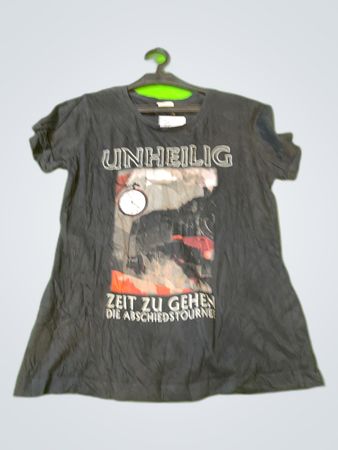 T-Shirt with Graphic