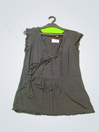 Black Ruffled Top