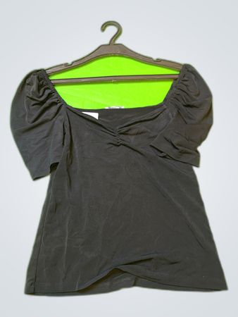 MISL Black Puff Sleeve Blouse