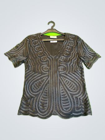 Eurofashion Embroidered V-Neck Blouse