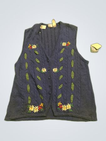 RUSSI Knitted Floral V-Neck Vest