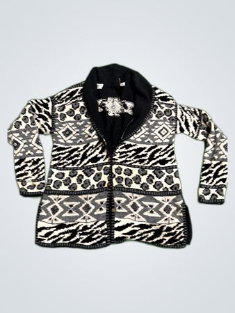 Black and White Patterned Knit Cardigan