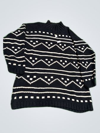 Jones New York Black Geometric Turtleneck Sweater