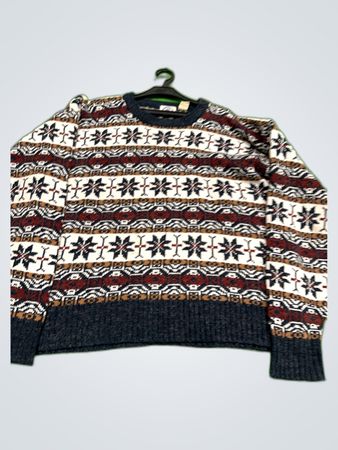 B.W. Winters Patterned Knit Sweater
