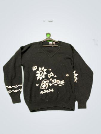 Tail Black V-Neck Knit Sweater