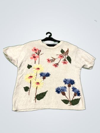 220 Hickory Floral Knit Sweater
