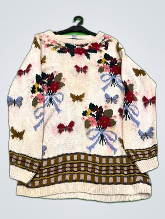 LIMITED EXPRESS Floral Butterfly Sweater