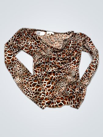 VERZIA Animal Print Top