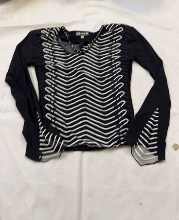 EMARK Black Long Sleeve Wavy Trim Blouse
