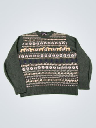 Crown & Ivy Green Patterned Sweater